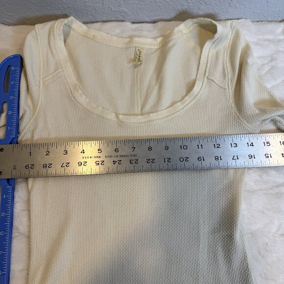 FREE PEOPLE Long Embroidered Sleeve Thermal Top Shirt Knit Cream Ivory XS - Picture 7 of 10